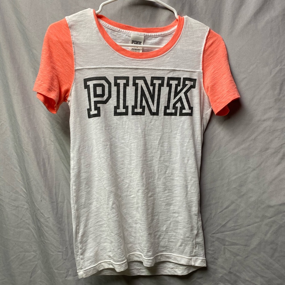 Victoria Secret Pink t-shirt